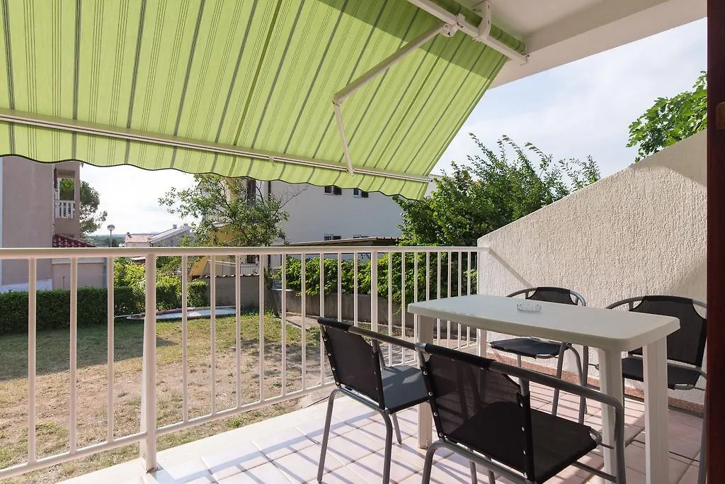 Apartment Polugic Punat 0*,